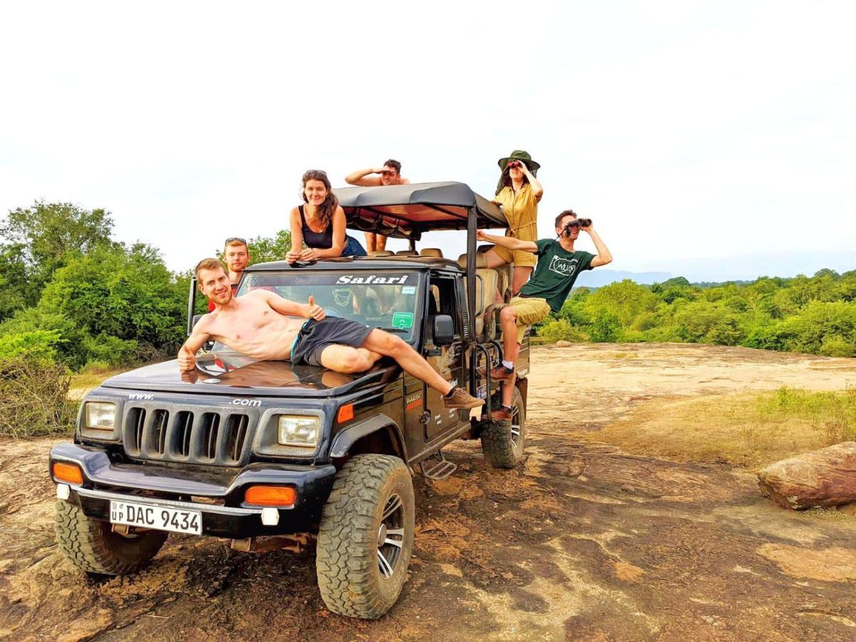 Tusker's Paradise Safari Villa Udawalawe Eksteriør billede