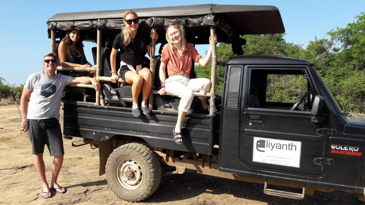 Tusker's Paradise Safari Villa Udawalawe Eksteriør billede